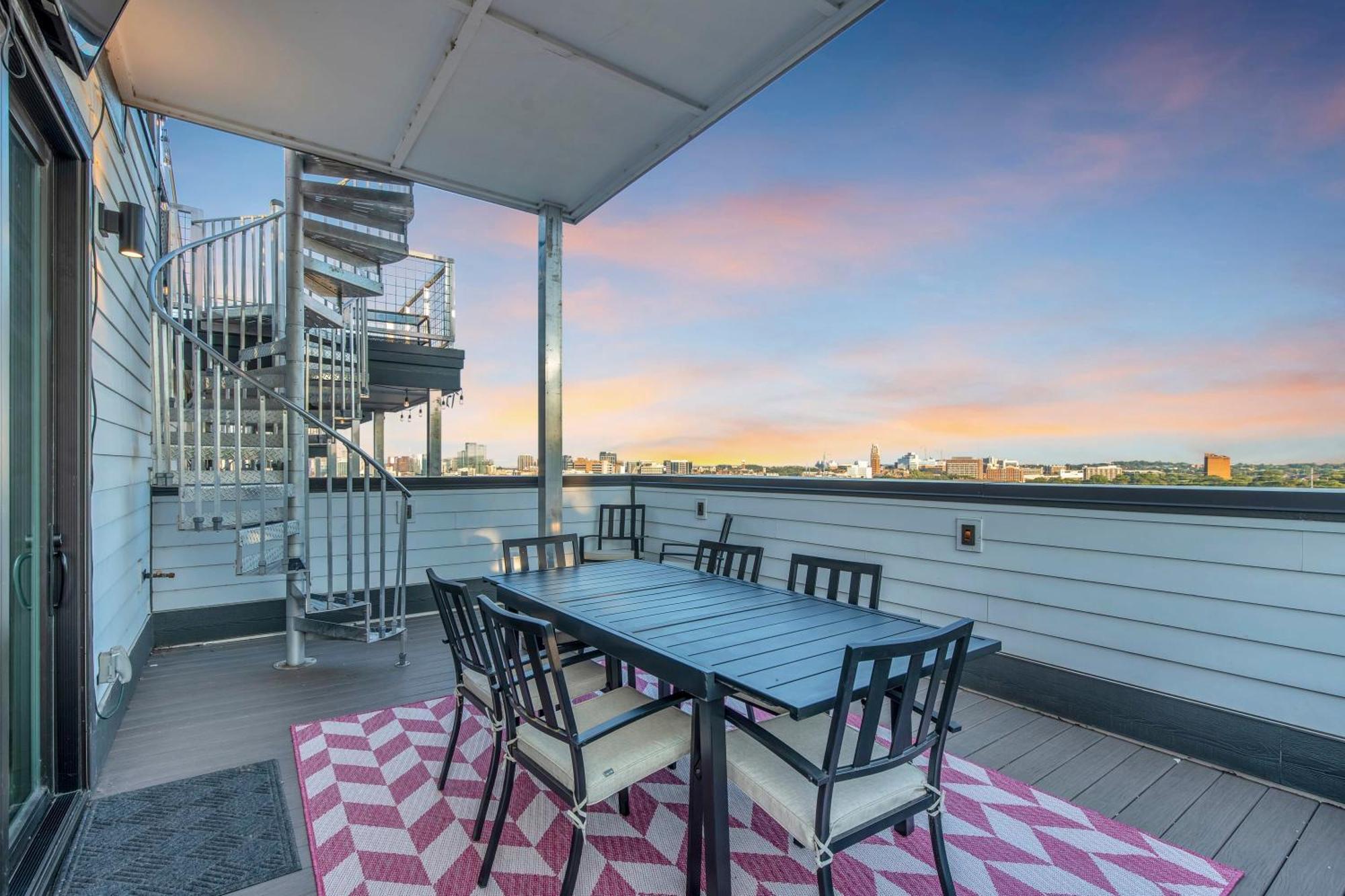 Dolly'S Big House - 18 Beds Skydeck Views Villa Nashville Eksteriør billede